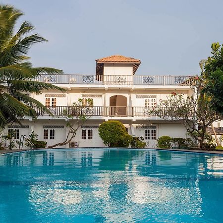 Navro Beach Resort Panadura Exteriör bild