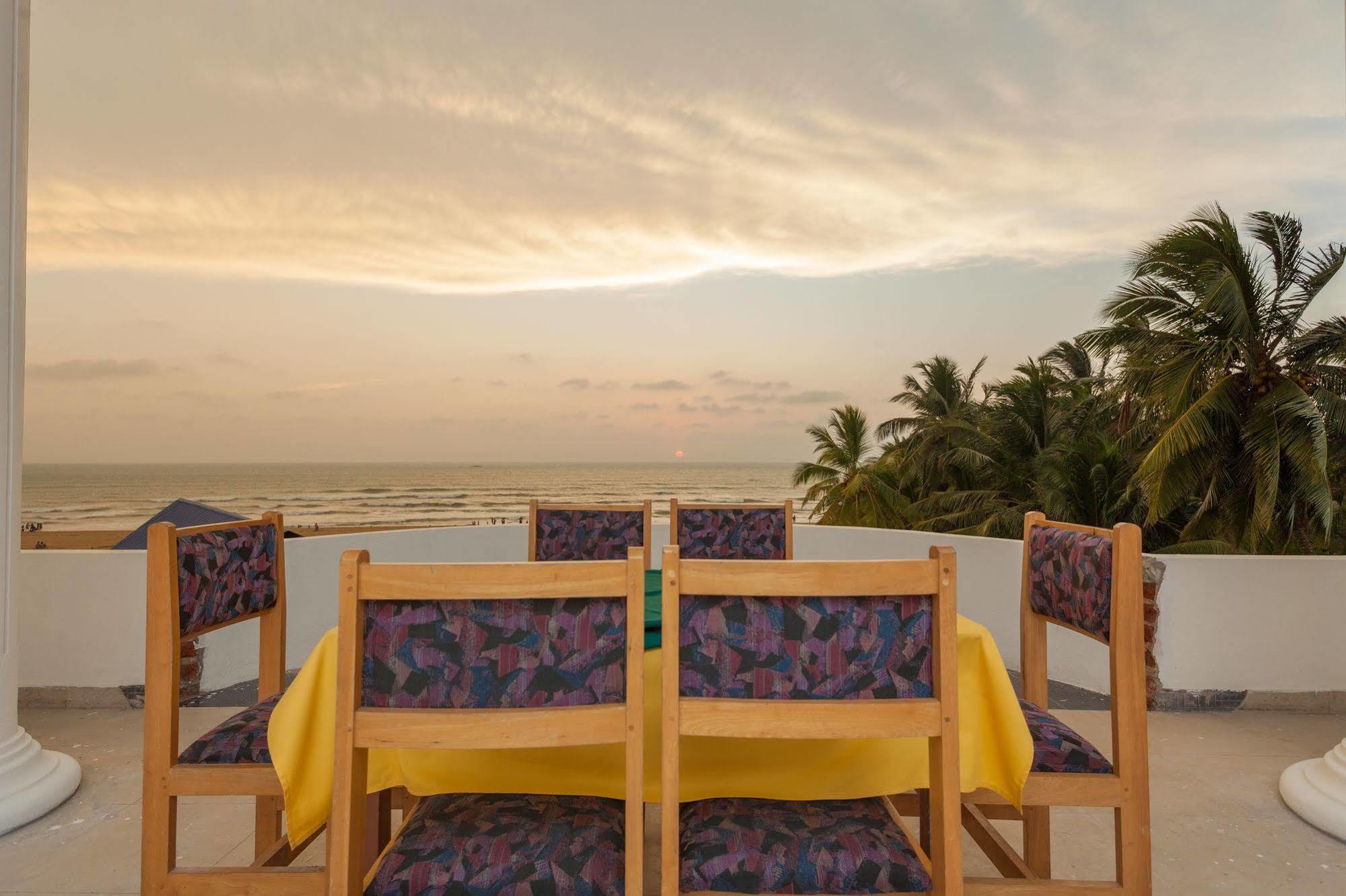 Navro Beach Resort Panadura Exteriör bild